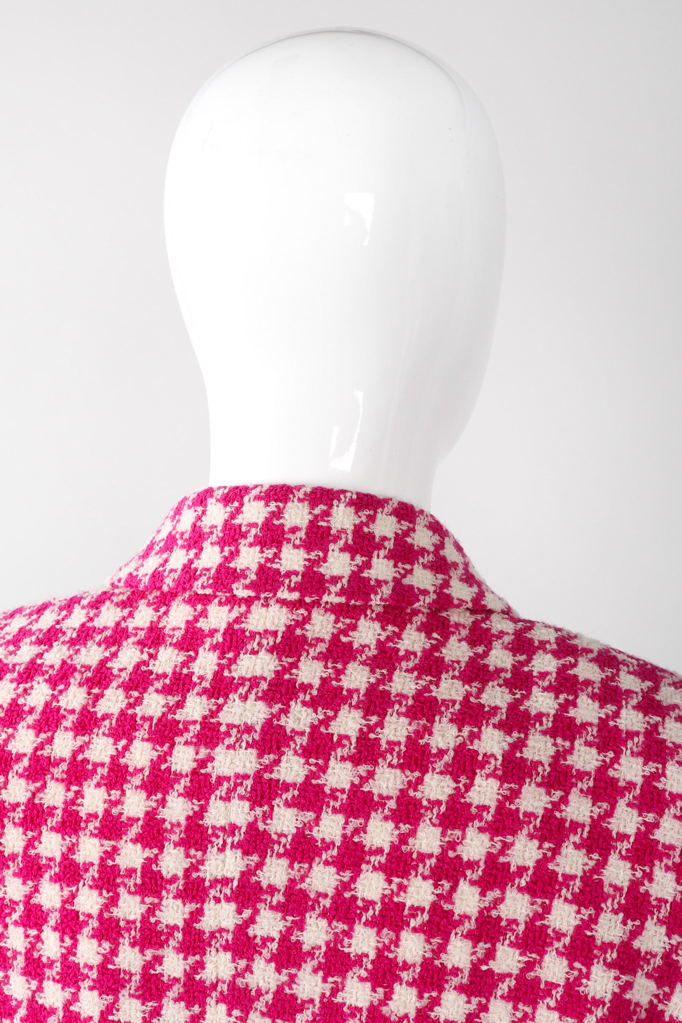 Recess Los Angeles Vintage Escada Laurél Fuchsia Houndstooth Blazer