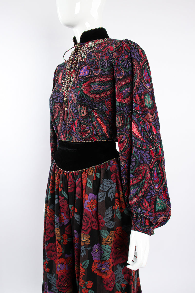 Vintage Miss O Oscar de la Renta Floral Paisley Blouse & Skirt Set on Mannequin angle @ Recess LA