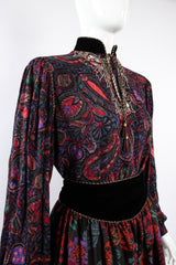 Vintage Miss O Oscar de la Renta Floral Paisley Blouse & Skirt Set on Mannequin crop @ Recess LA