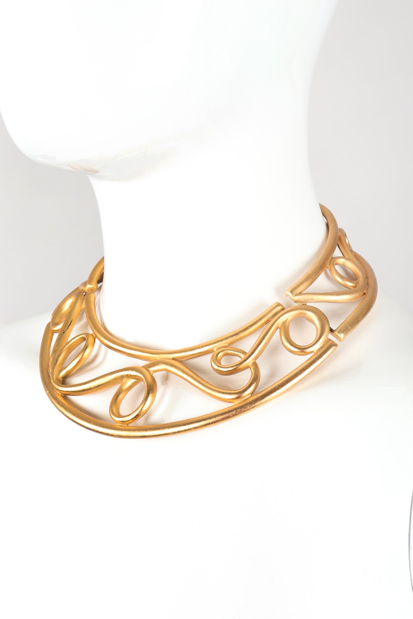 Recess Designer Consignment Vintage Monet Brushed Swirl Cage Collar Costume Jewelry Los Angeles resale