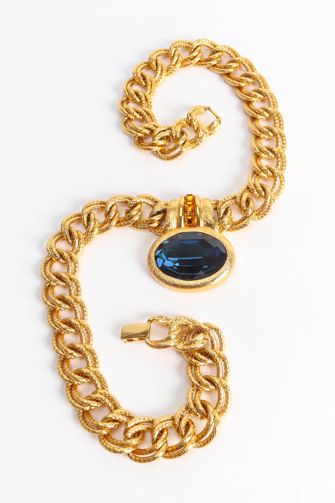 Vintage Napier Rope Link Rhinestone Pendant Necklace swirl flat @ Recess Los Angeles