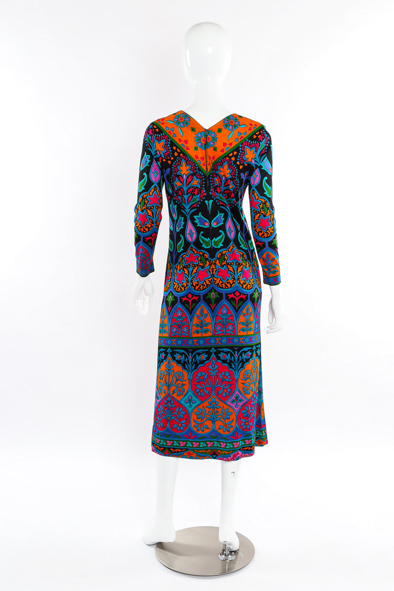 printed tunic dress by Olivier de Verlon mannequin back @recessla