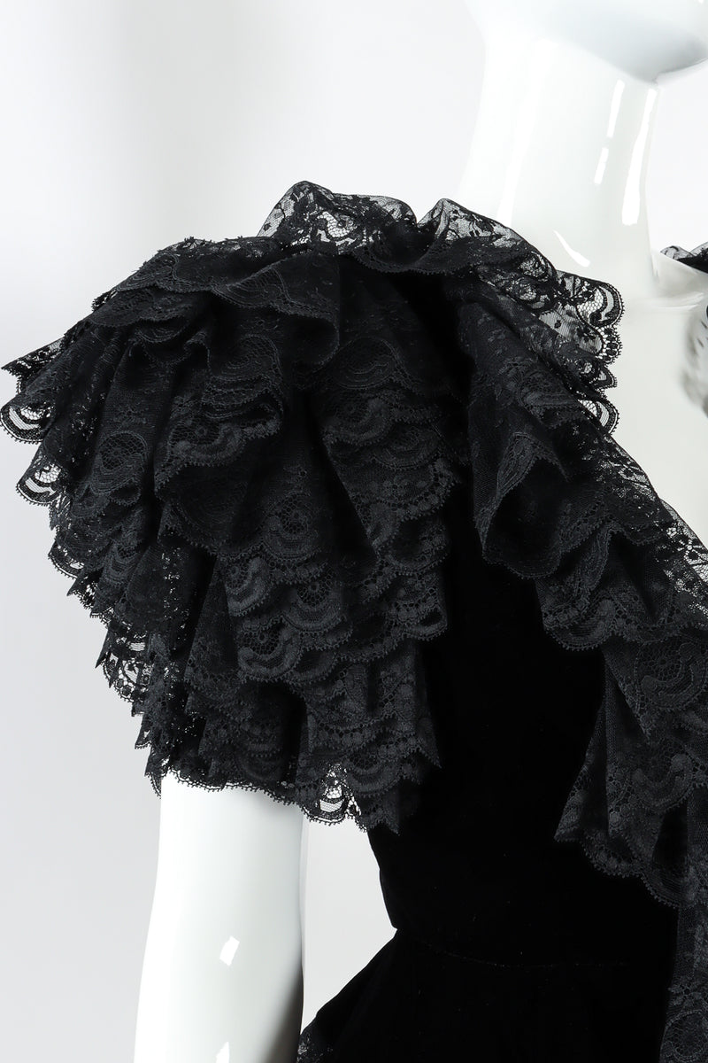 Vintage Oscar de la Renta Chantilly Ruffle Lace Velvet Top lace ruffle sleeve @ Recess LA