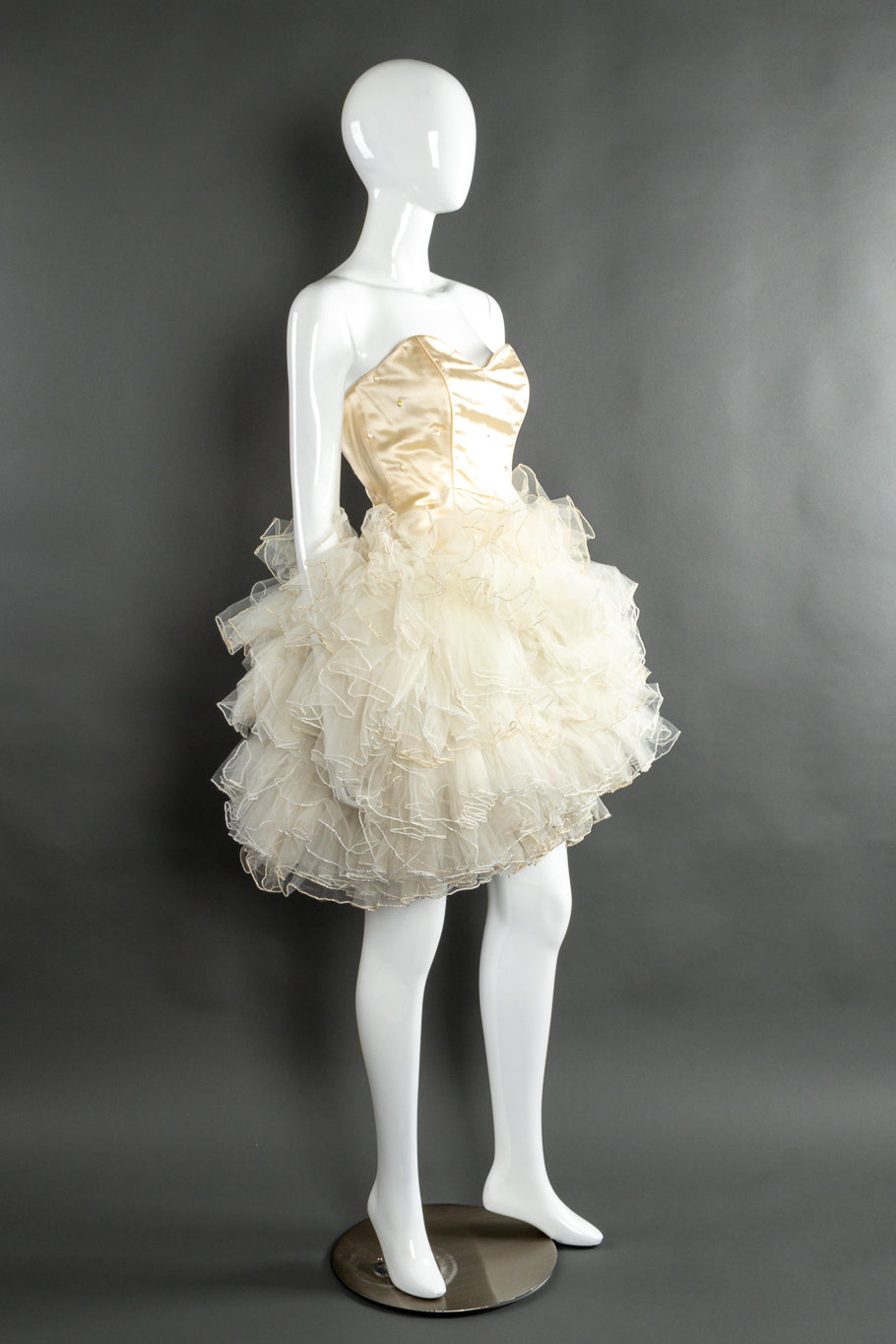 Phillipa Lepley for Lucienne strapless tulle flounce dress on mannequin @recessla