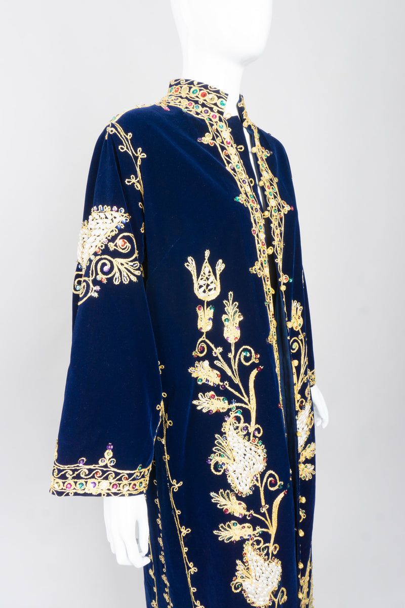 Profils du Monde Vintage Embellished Velvet Illuminati Robe