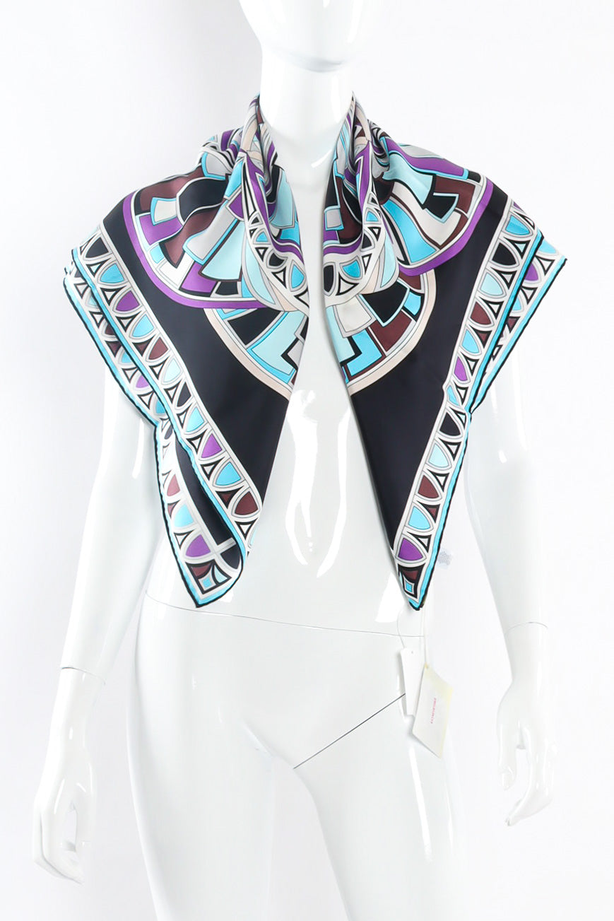 Geometric print scarf by Emilio Pucci @recessla