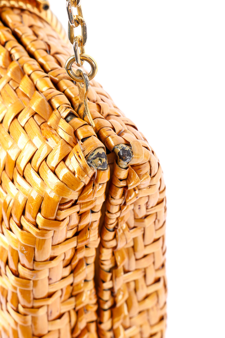 Rodo wicker shoulder clutch scuffs at corner @recessla