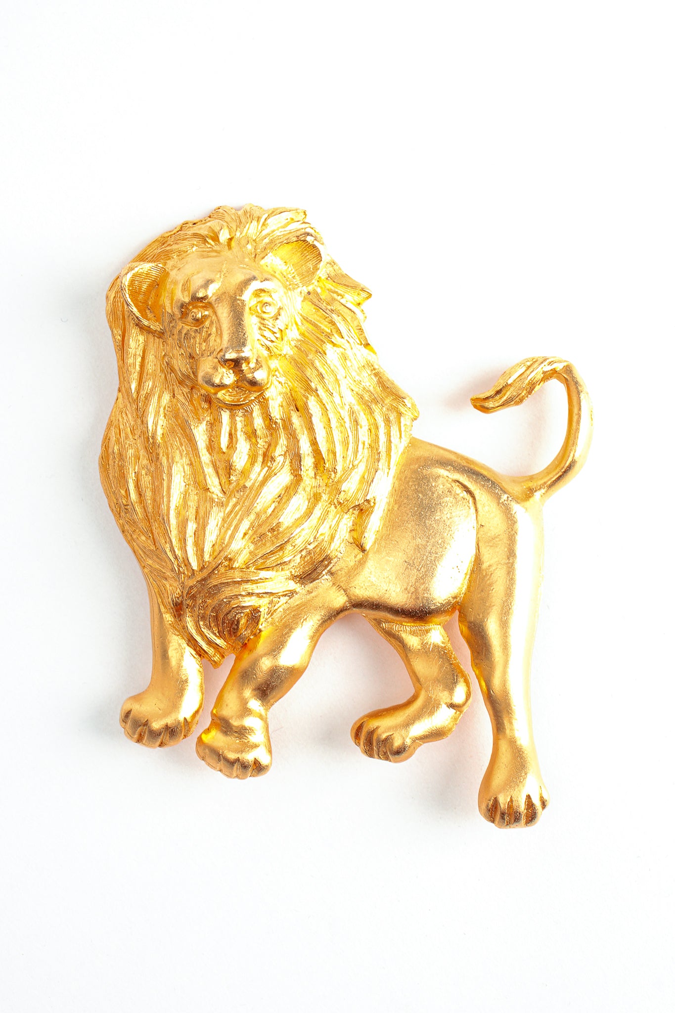 Vintage Realm Golden Majestic Brave Lion Brooch at Recess Los Angeles