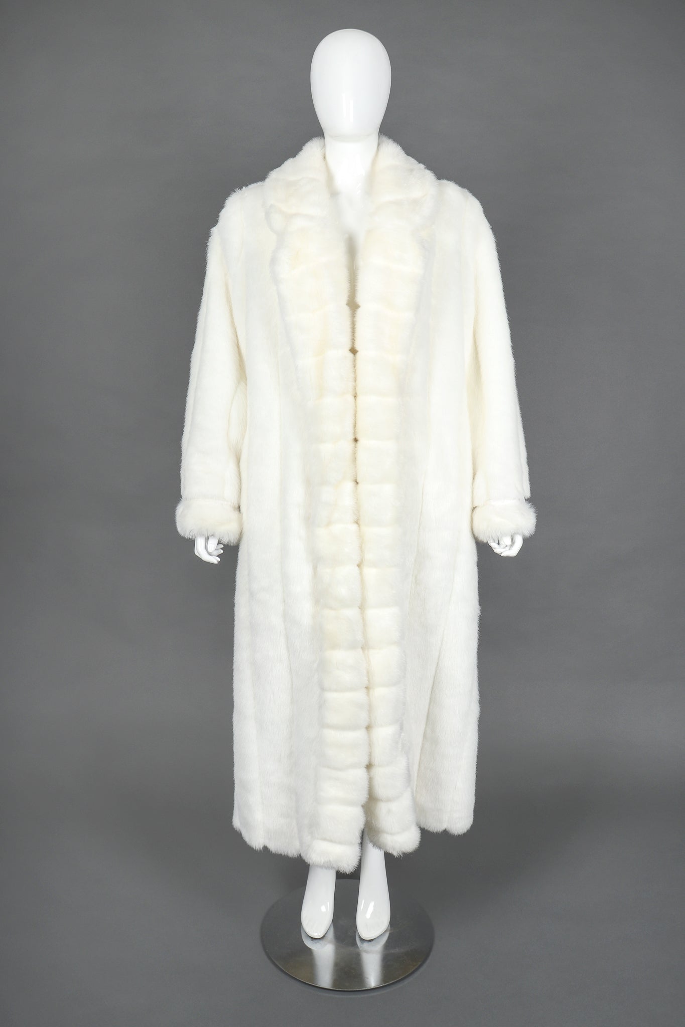 Recess Designer Consignment Vintage Terry Lewis Majestic Faux Fur Mink Coat Los Angeles Resale