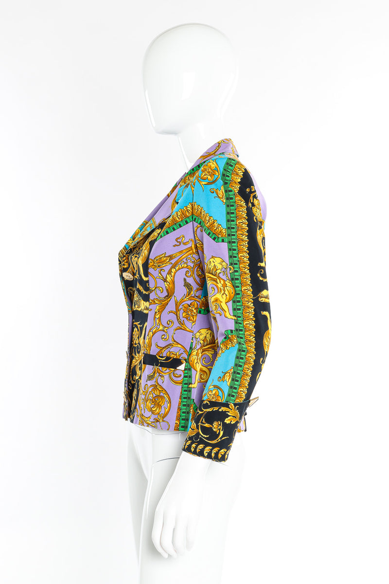 Lion brocade print blazer on mannequin @recessla