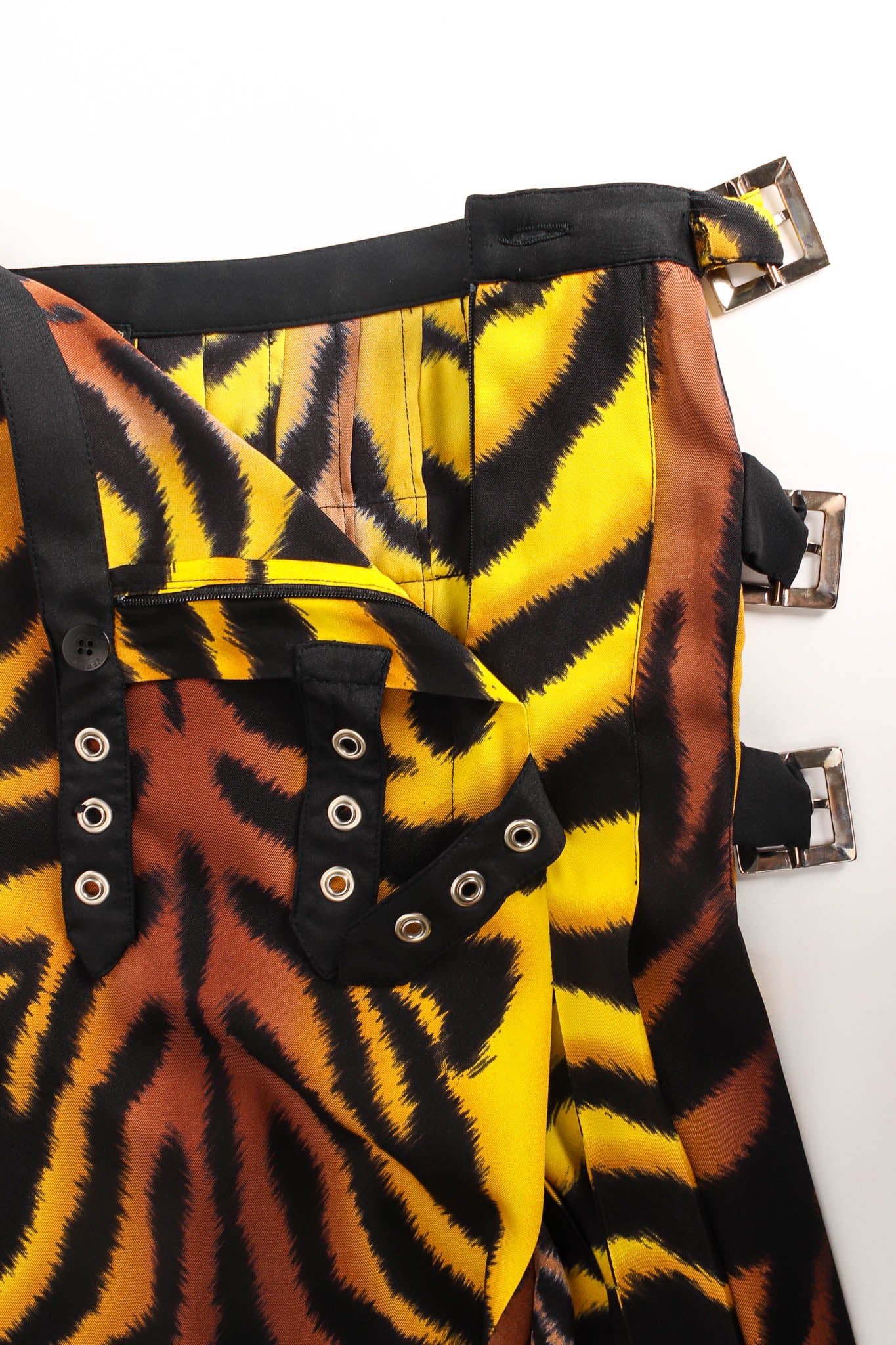 Vintage Versace Tiger Pleat Tennis Skirt closures opened @ Recess Los Angeles